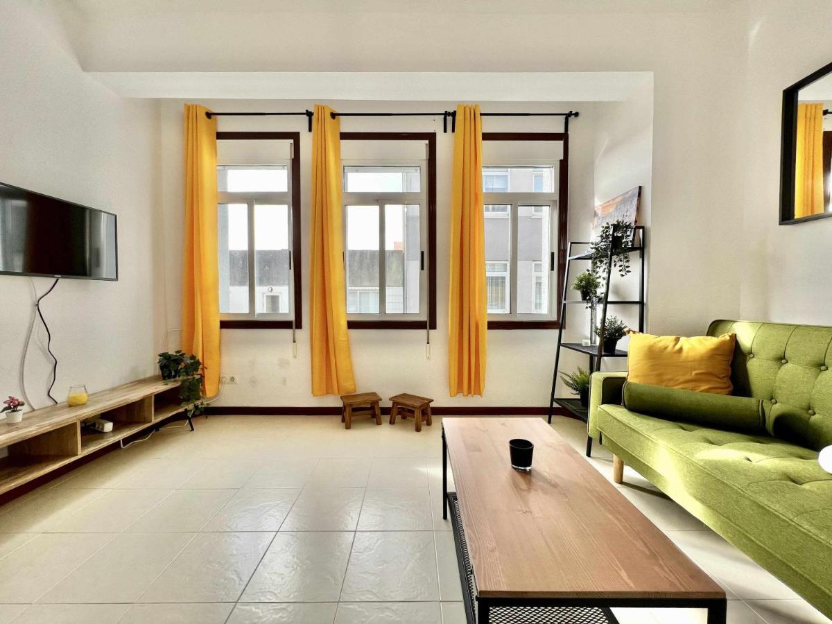 Green Door Coruna Ла Коруня Екстериор снимка